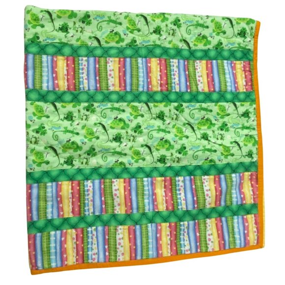 Handmade Baby Quilt 42" x 41" Green Frog Lizard Snail Caterpillar Turtle Bee - Picture 1 of 7